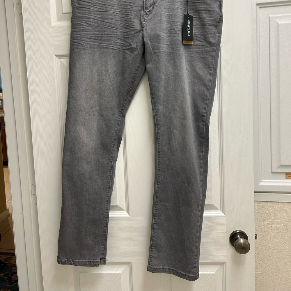 NEW Kenneth Cole men’s pants. Grey. Has tags. No flaws